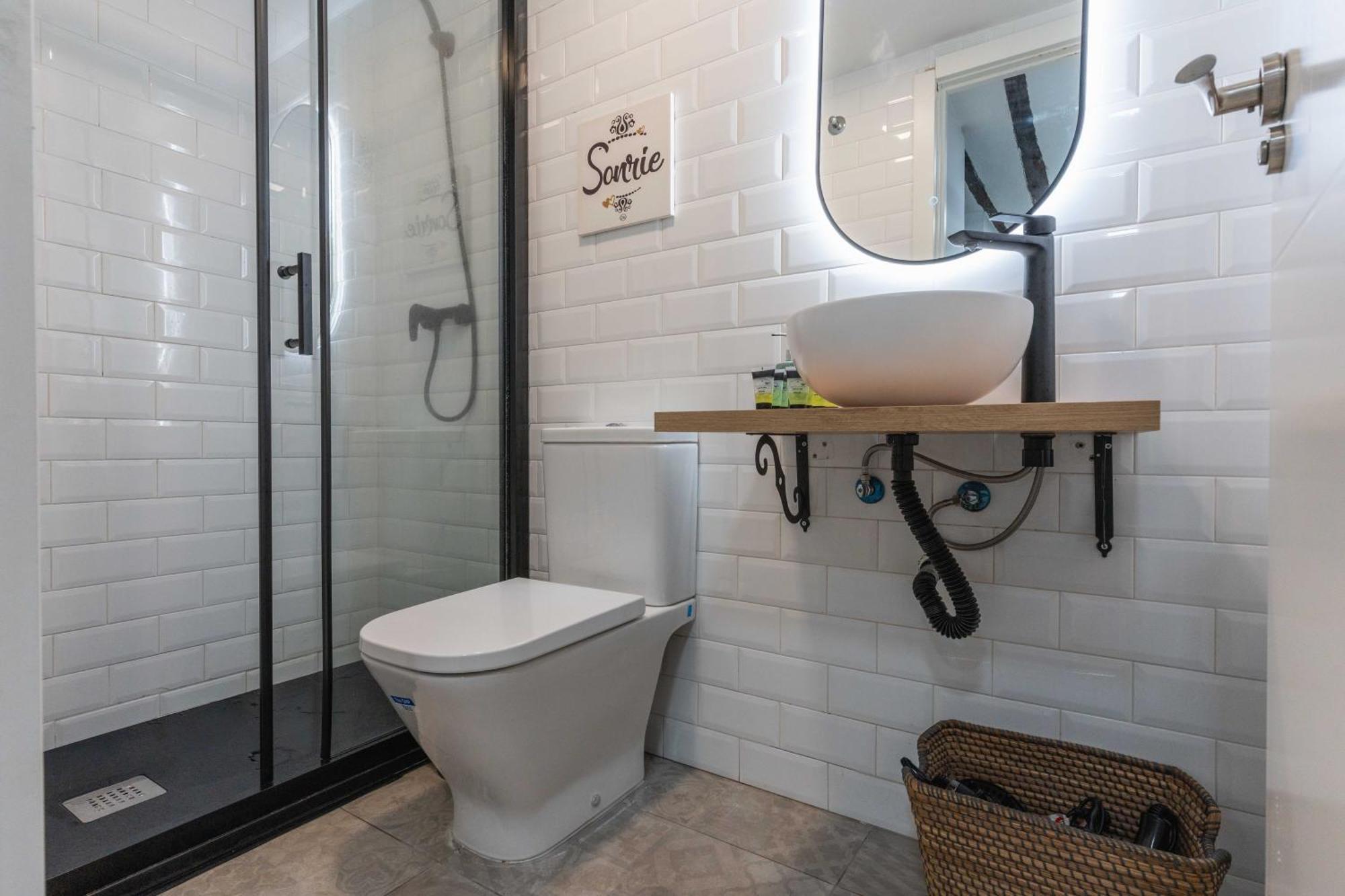2 Bedrooms 1 Bathroom Furnished - Malasana - Modern In Downtown Area - Mintystay Madrid